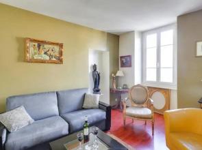 Amazing Le Marais Flat - 2 Mins to Hôtel de Ville