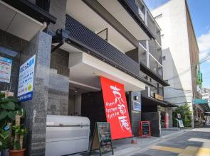 Root2 Coffee & Hostel