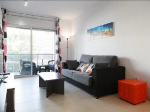 Paradise Village Hogaristic