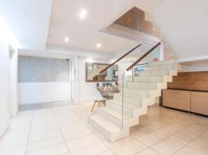 Serennia Business Center