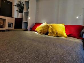 DB House, Town Center Apartment, self check in