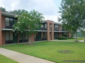 Days Inn by Wyndham Ozark