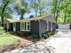 Modern Notre Dame Get Away 1614