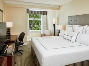 Granville Island Hotel