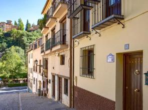 Morayma House Terrace with views to Alhambra