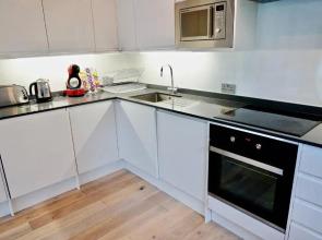 2BR/2Bath Luxury Modern Flat in the City London
