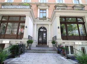 City Alsterlake Apartment