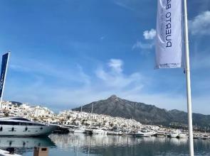 Luxury Puerto Banus Penthouse With Parking & WI-FI