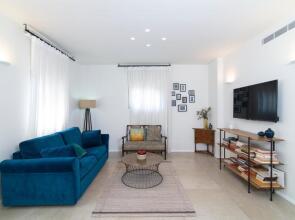 Rabin Square by TLV2RENT