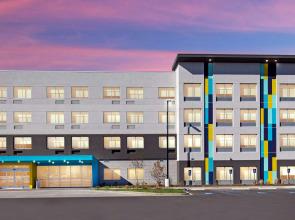 Tru by Hilton University Medical Center