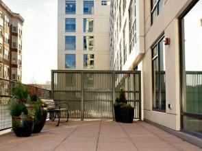 Global Luxury Suites at Kenmore Square