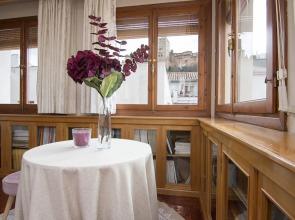 Alhambra Penthouse parking free