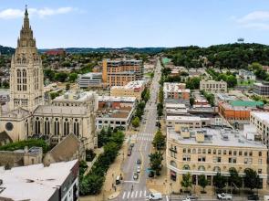 Kasa Unique Studio Explore Bakery Square The Maverick