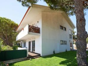 Central Holiday Home