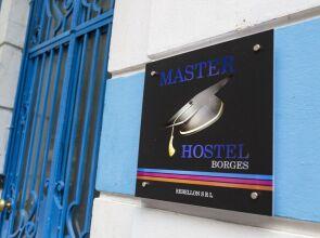Master Hostel Borges