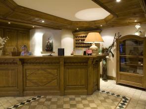 Hôtel Les Peupliers