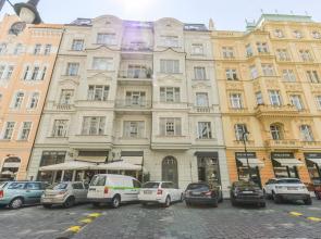 Brand New Apartment next to Old Town Square