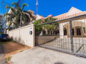 Baan Suan Pratumnak By PSR