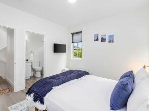 Dragonstone Sweet Suite