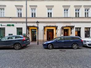 Cracovian Suite by Loft Affair