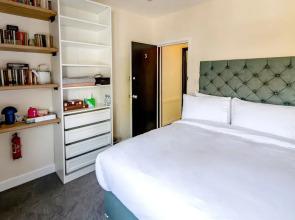 82A Dalston Lane Terrace