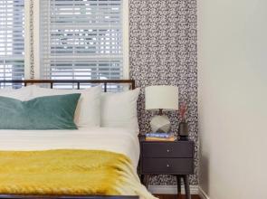 Airy 3br/2ba Duplex Austin Home Mins to UT Austin