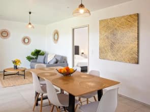 Tamontana quiet place 7 min from beach warmed shared swimming pool bbq