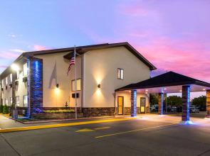 Quality Inn Galesburg near US Highway 34 and I-74