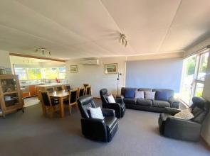 Coningham Beach House