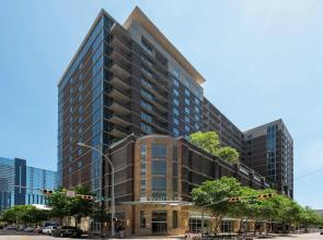 Austin Classy 1BD 1BA Apartment