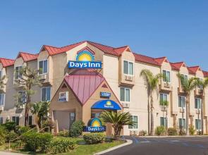Days Inn By Wyndham Carlsbad