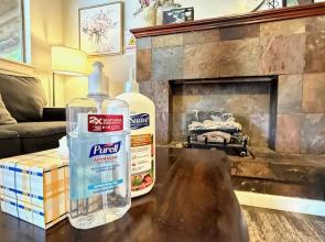 Budget-friendly Studio in OKC Private Entry 20-3