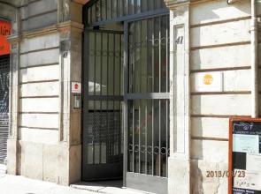 Barcelona Central Garden Hostal