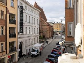 Studio centrum Poznań by Renters