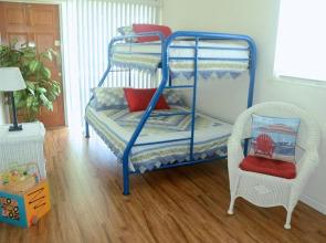 Pineapple Place Apartments