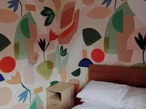 Luxury Waterfront House in London