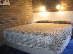 Cattleman's Rest Motor Inn