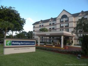 Holiday Inn Express & Suites Ft. Lauderdale N - Exec Airport by IHG