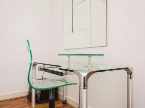 Stunning 2 Bed Apartment with Amazing Views