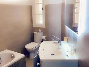 Appartement de 2 chambres avec vue sur la mer piscine privee et jardin clos a Golfe Juan a 3 km de la plage