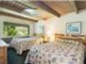 Pali Ke Kua 203 by RedAwning