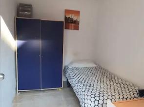 Room-private Room With 200m2 Sunny Terra