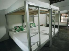 Makenke Hostel By Los Colores Ecoparque