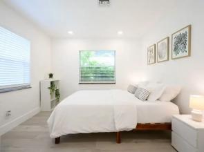 Beautiful And Comfortable Apt in Victoria Park