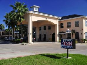 Super 8 Alamo/McAllen Area