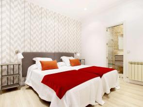 Wonderful 2 bedroom apartment perfect location . Chamberí