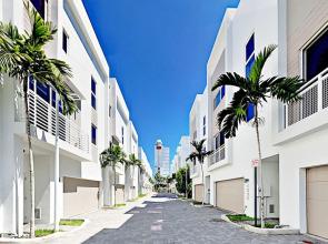 1339 Ocean Boulevard Condo Unit #14b 4 Bedrooms 3.5 Bathrooms Condo