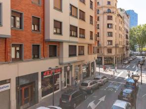 Charming and Stone Throw to Guggenheim & Old Town