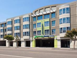 Holiday Inn Express and Suites Fisherman's Wharf by IHG