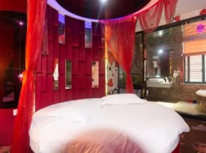 Aisen Fashion Hotel